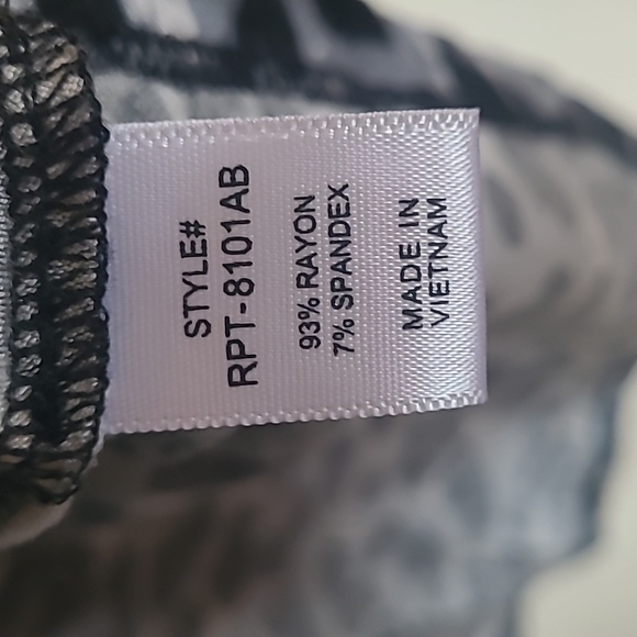 Shirt - Picture 3 of 3